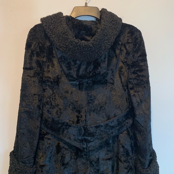 Vintage Saks 5th Ave Victorian Black Velvet Long Coat with Hood - Picture 11 of 14